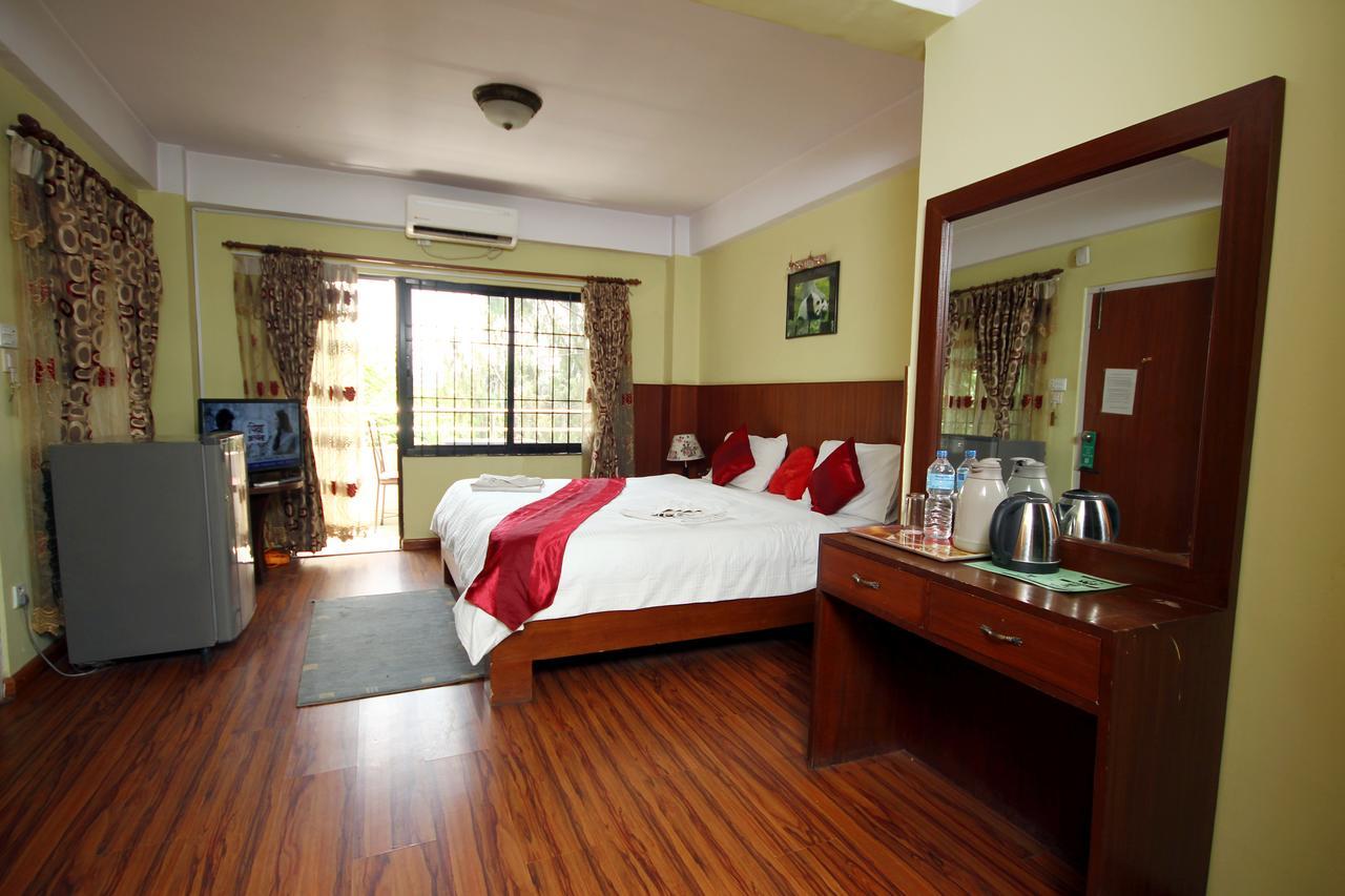Classic Nepal Hotel Kathmandu Exterior photo