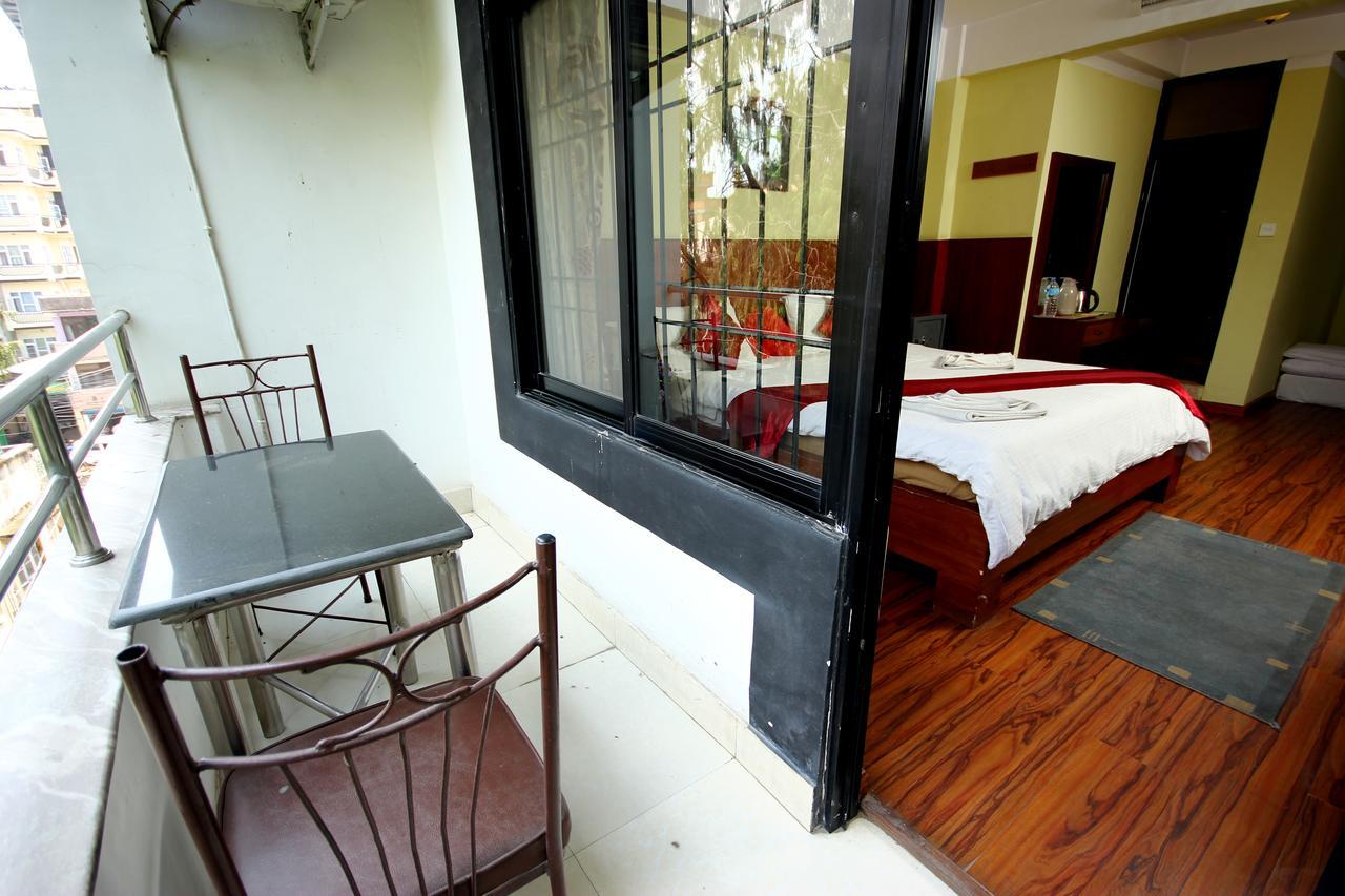 Classic Nepal Hotel Kathmandu Exterior photo
